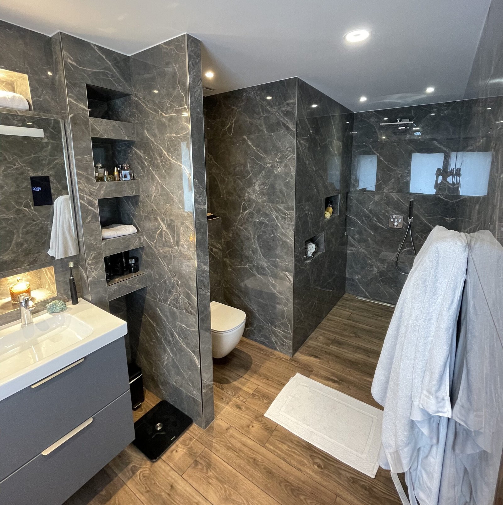 Maison neuve a Antony ( 92 )