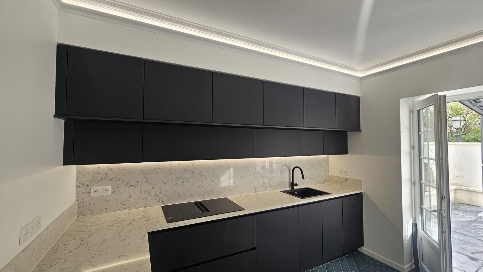 Rénovation complète d’une cuisine sur mesure a Luzarches
